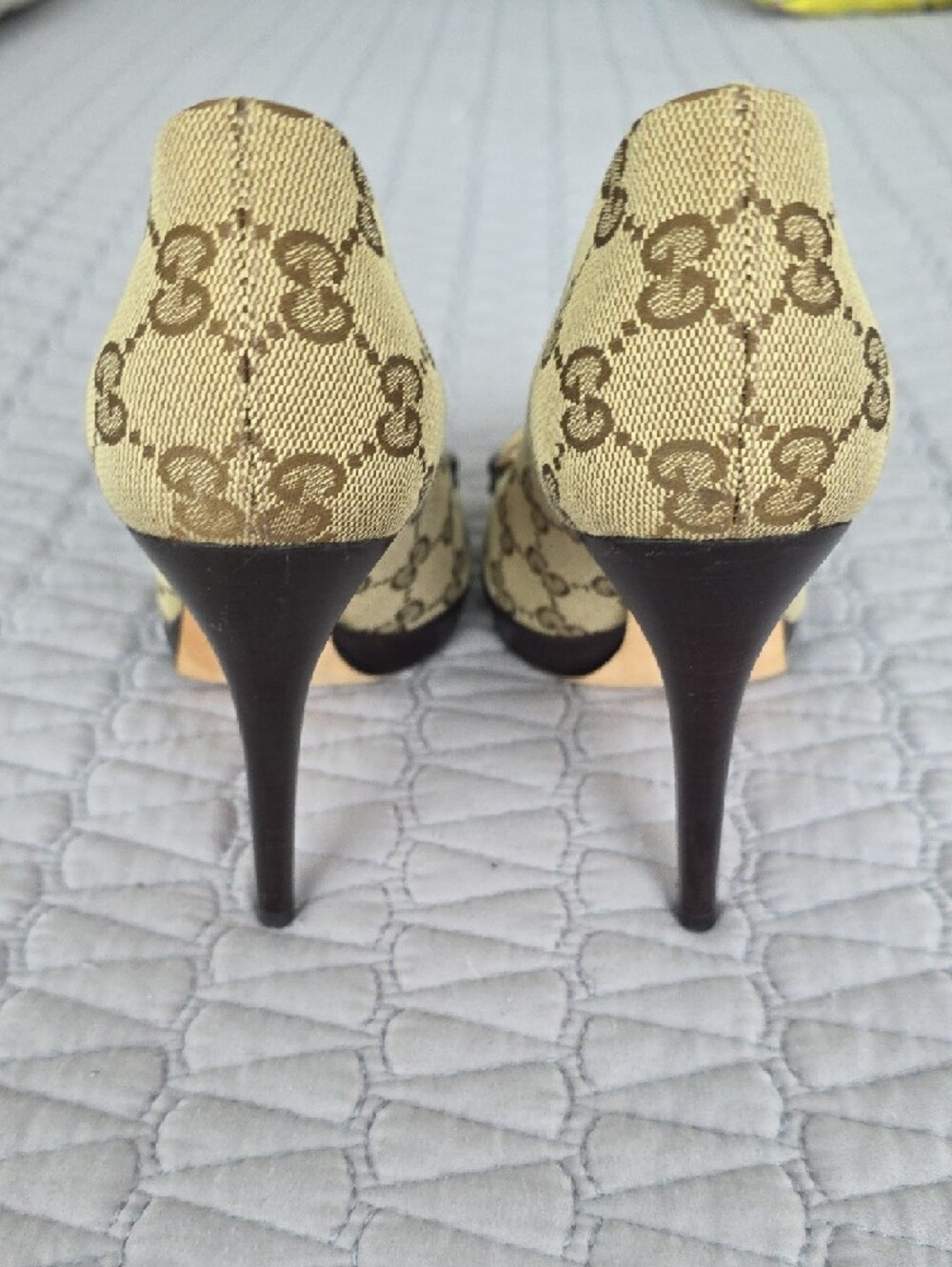 Gucci Brown GG Canvas Peep-Toe Heels with Gold Horsebit - Picture 5 of 12